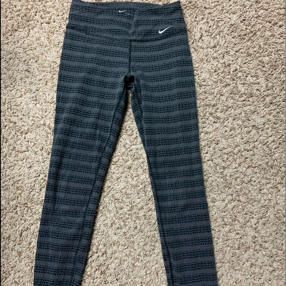 Nike leggings!!